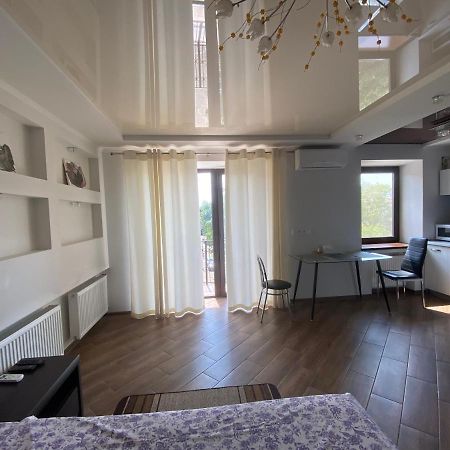 צ'רקסי 1-Room Studio Center מראה חיצוני תמונה