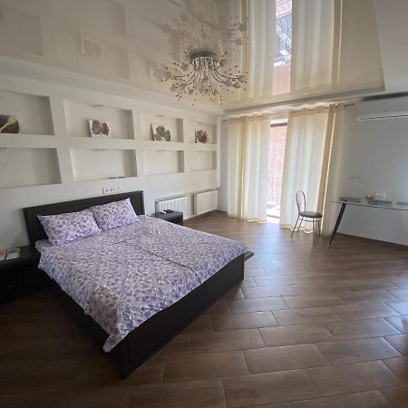 צ'רקסי 1-Room Studio Center מראה חיצוני תמונה