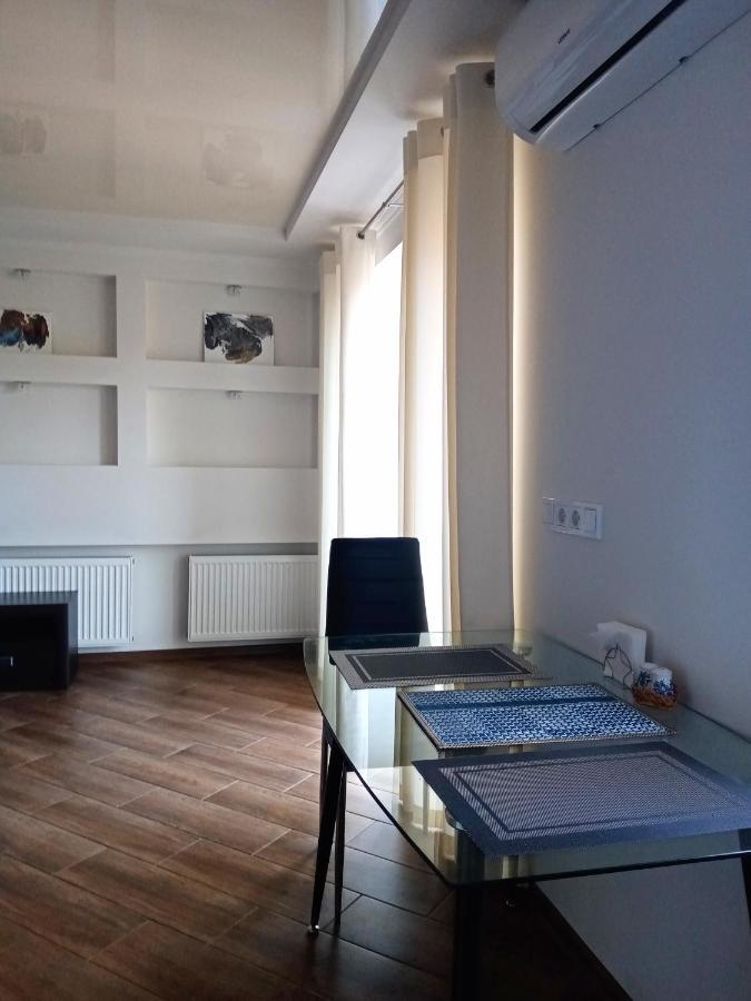 צ'רקסי 1-Room Studio Center מראה חיצוני תמונה